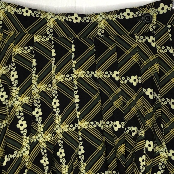 NWT Urban Outfitters Womens Emerson Print Pleated Mini Skirt Size XS Wrap - Picture 5 of 10